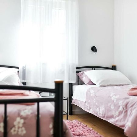 Rooms Nekic 1 Zara Esterno foto