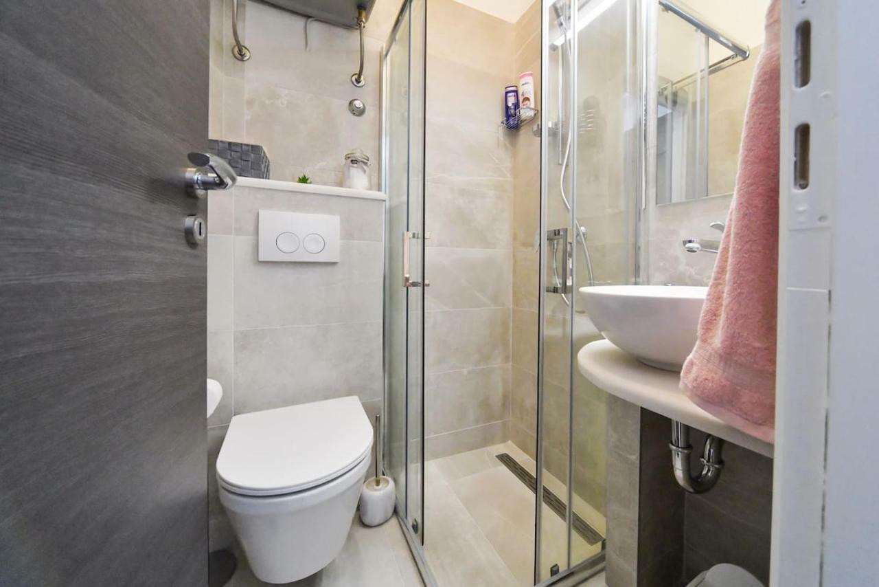 Rooms Nekic 1 Zara Esterno foto