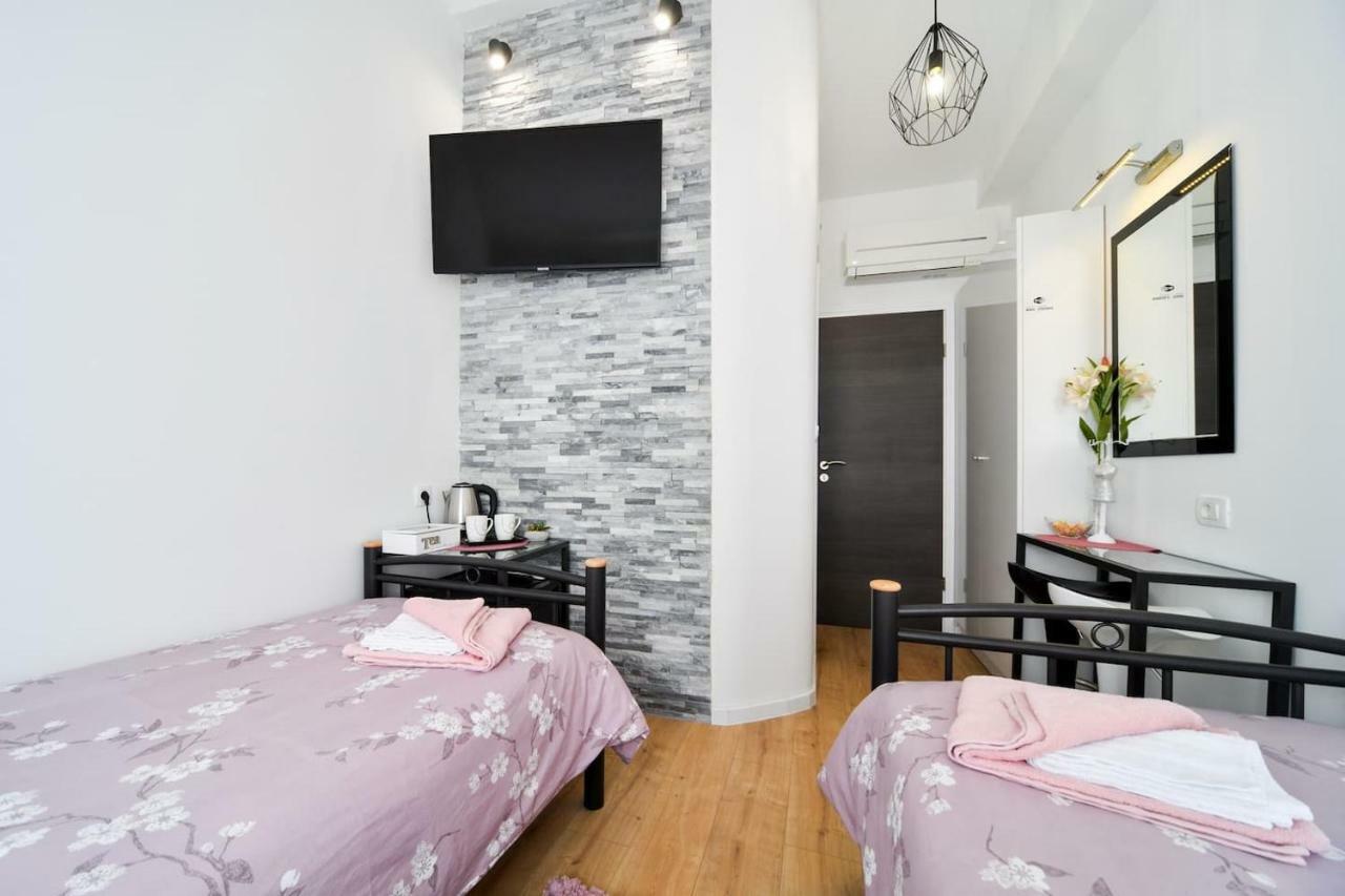 Rooms Nekic 1 Zara Esterno foto