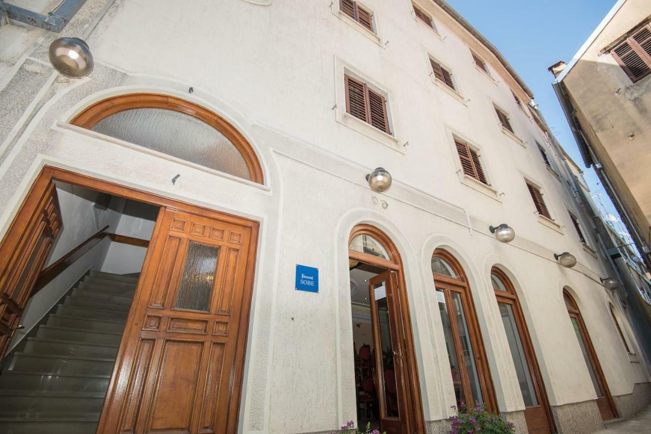 Rooms Nekic 1 Zara Esterno foto