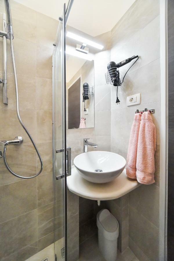 Rooms Nekic 1 Zara Esterno foto