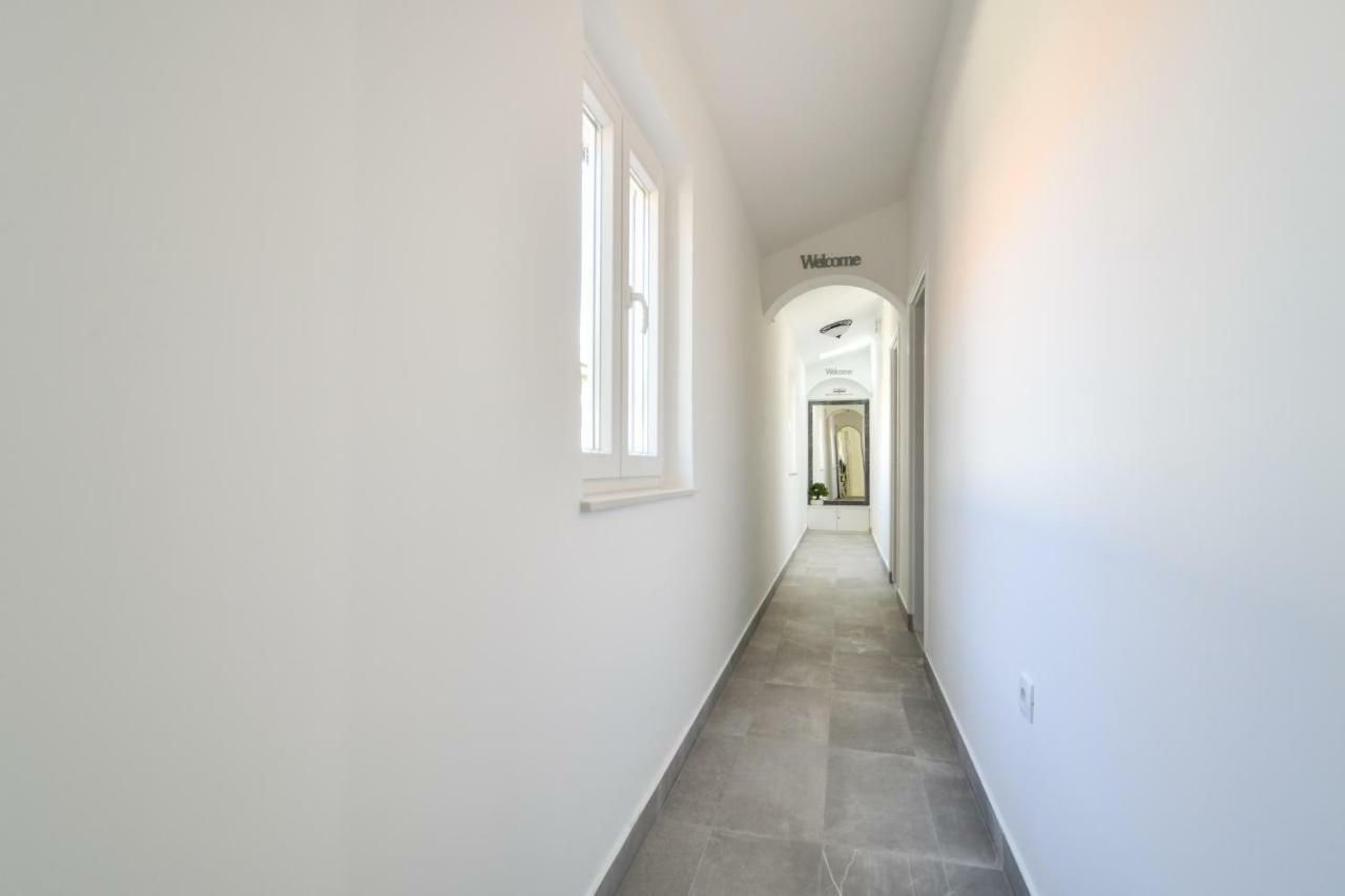 Rooms Nekic 1 Zara Esterno foto
